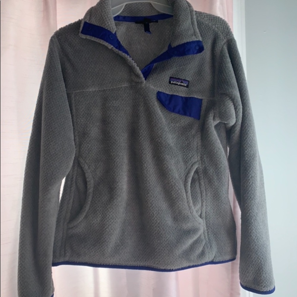 EUC Patagonia snap-T small